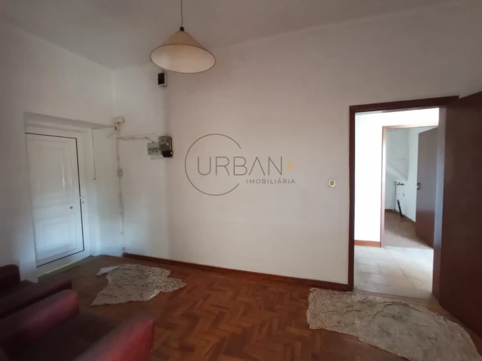 Moradia T2 para Venda em São João de Lourosa Foto 7