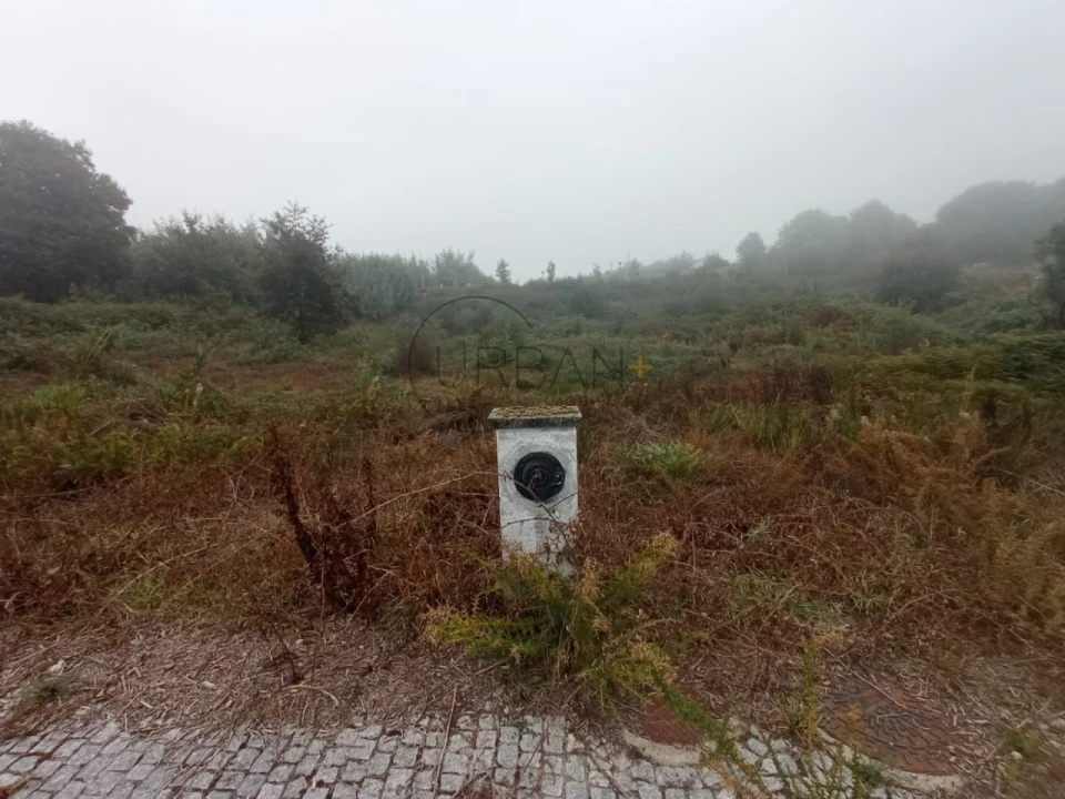 Terreno para Venda em Abraveses Foto 1