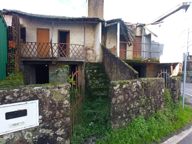 Moradia T3 para Venda em Silgueiros Foto 1