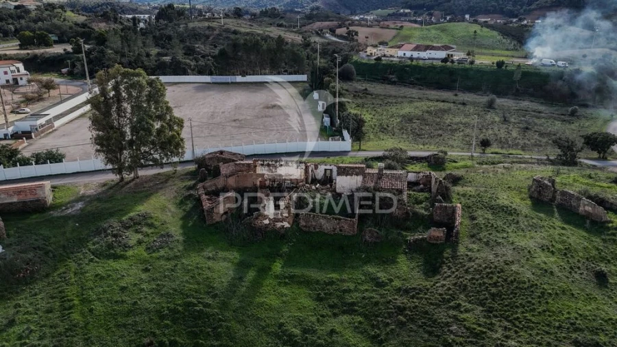 Moradia para Venda em São Marcos da Serra Foto 9