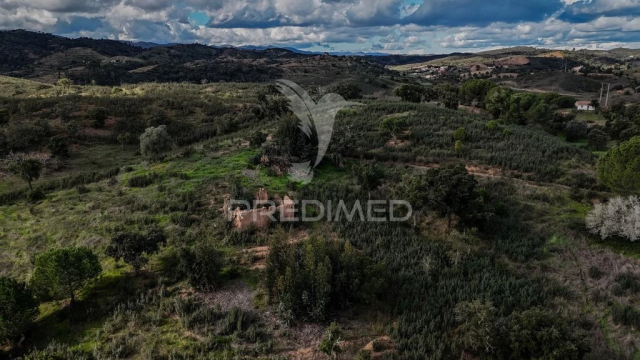 Moradia T3 para Venda em São Marcos da Serra Foto 7