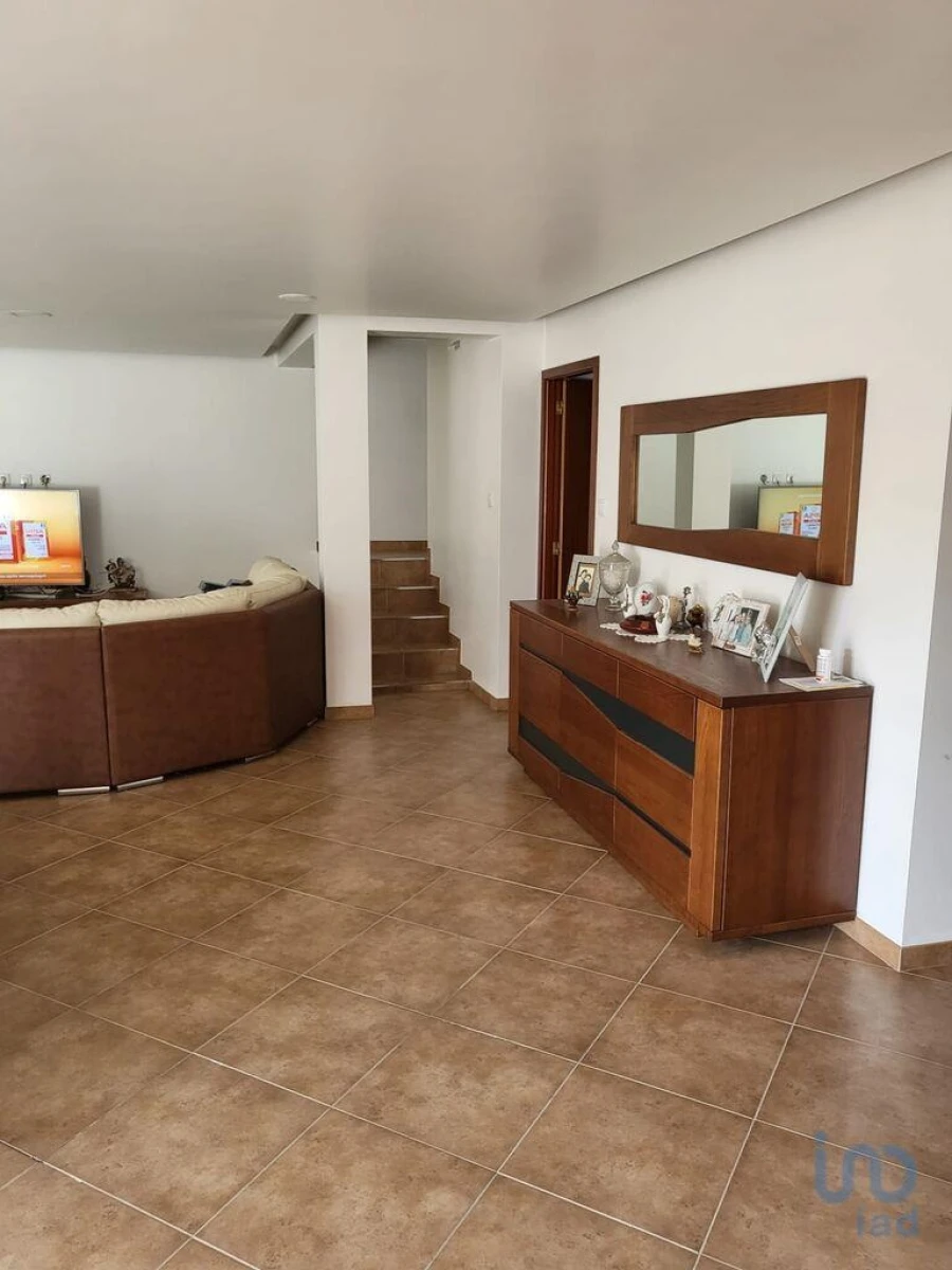 Moradia T5 para Venda em Tourais e Lajes Foto 7