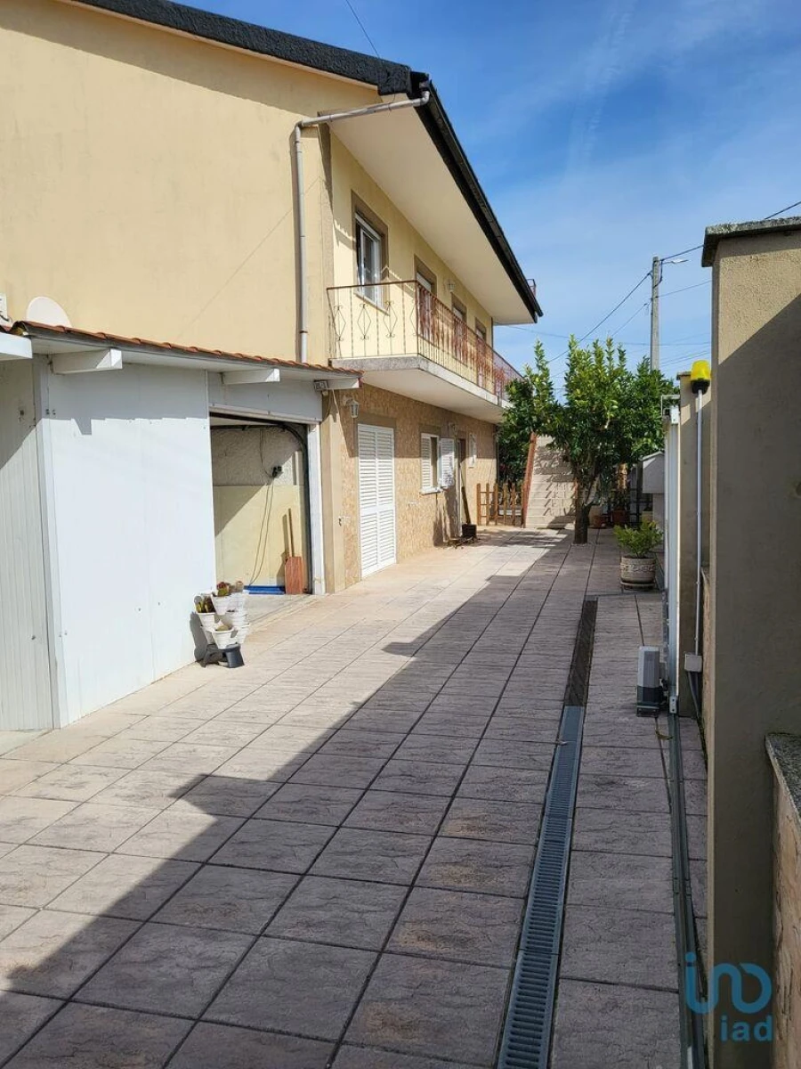 Moradia T5 para Venda em Tourais e Lajes Foto 3