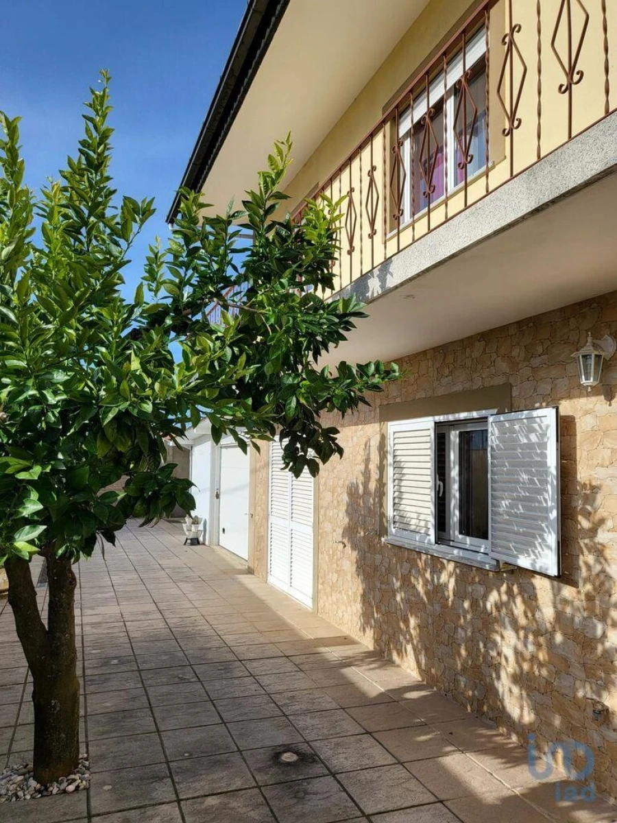 Moradia T5 para Venda em Tourais e Lajes Foto 1