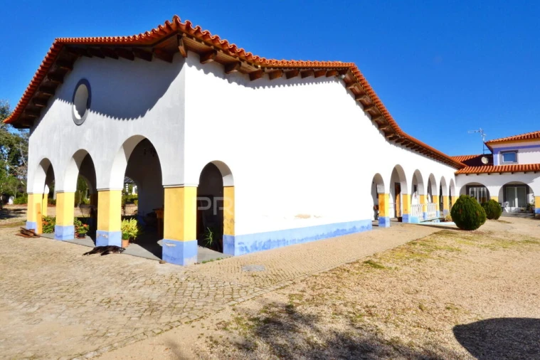 Quinta T9 para Venda em Raposa Foto 8