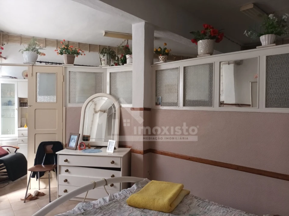 Moradia T3 para Venda em Campelo Foto 6