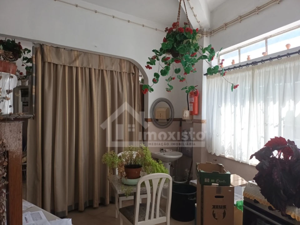 Moradia T3 para Venda em Campelo Foto 13