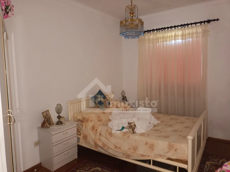 Moradia T3 para Venda em Campelo Foto 27