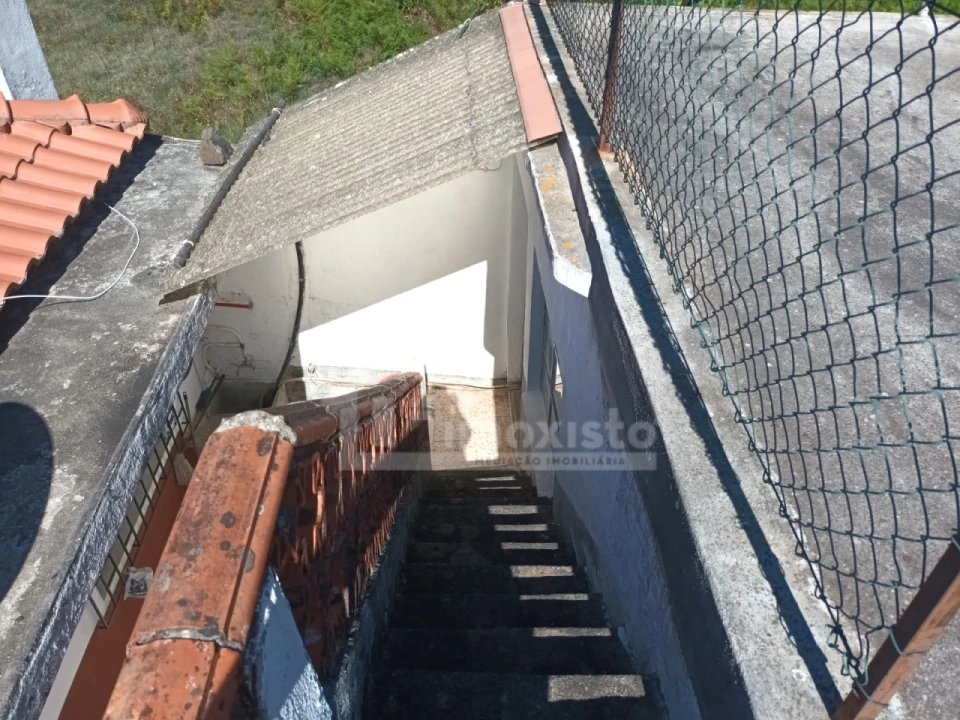 Moradia T3 para Venda em Campelo Foto 44