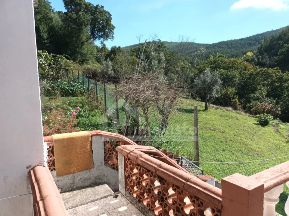 Moradia T3 para Venda em Campelo Foto 46