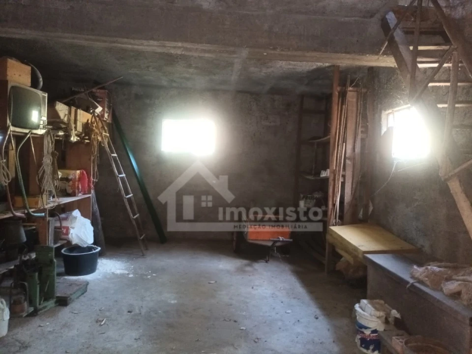 Moradia T3 para Venda em Campelo Foto 67