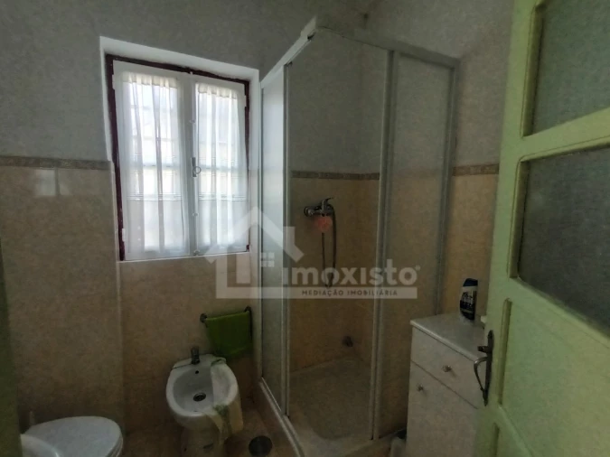 Moradia T3 para Venda em Campelo Foto 20