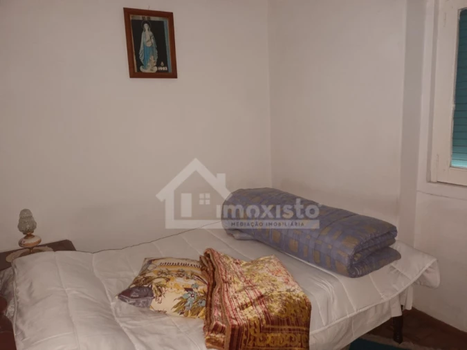 Moradia T3 para Venda em Campelo Foto 22