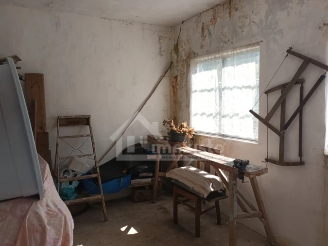 Moradia T3 para Venda em Campelo Foto 38