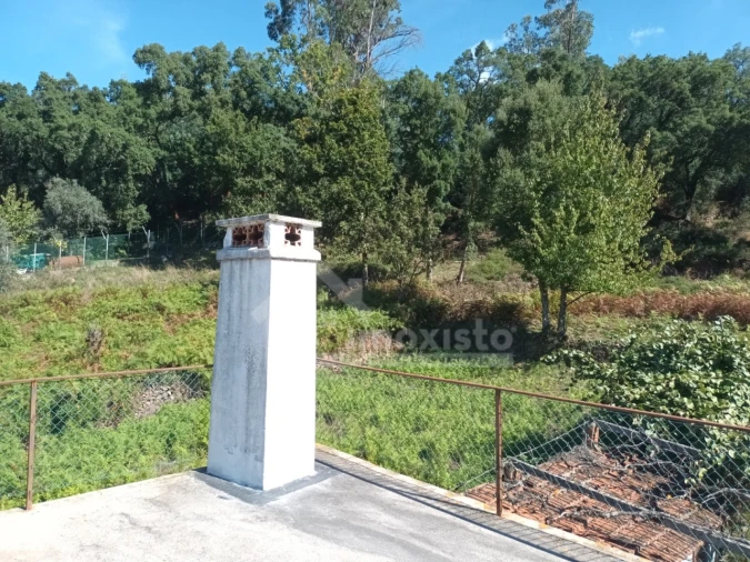 Moradia T3 para Venda em Campelo Foto 41