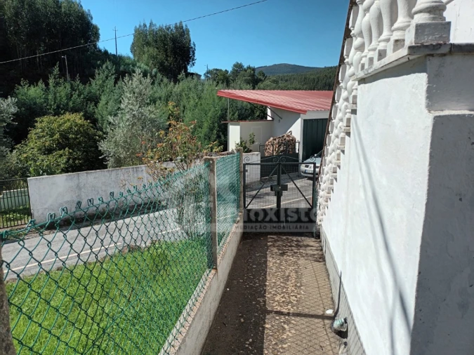 Moradia T3 para Venda em Campelo Foto 50