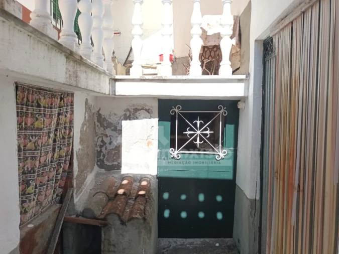 Moradia T3 para Venda em Campelo Foto 56