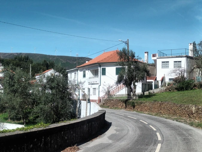 Moradia T3 para Venda em Campelo Foto 73