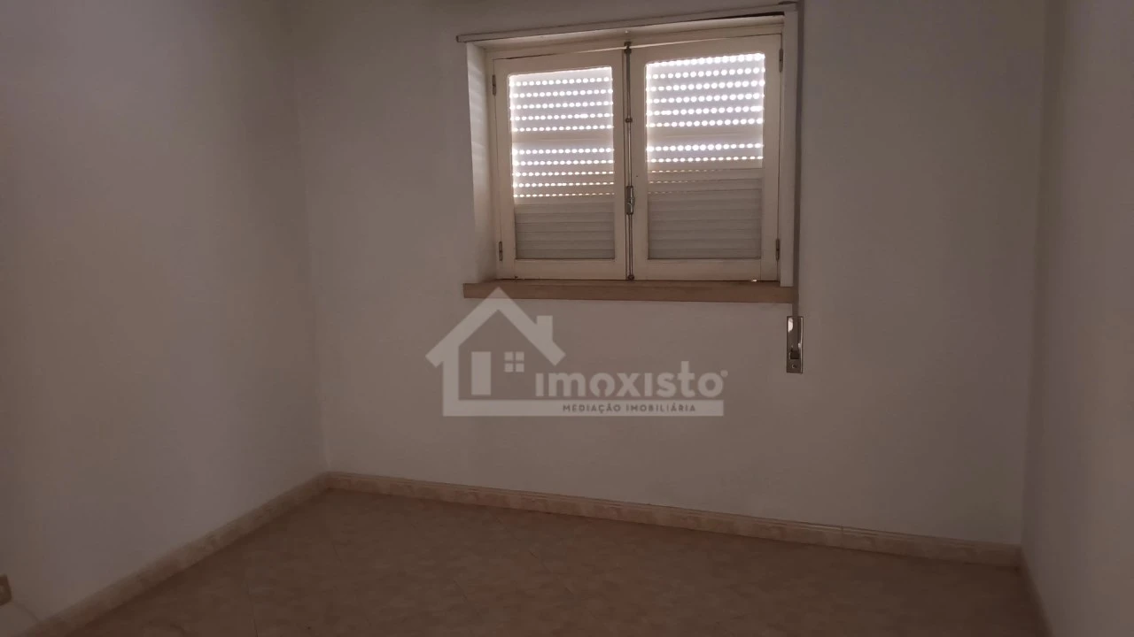 Quinta T4 para Venda em Aguda Foto 13