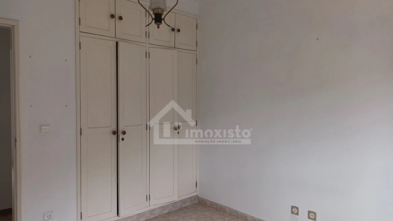 Quinta T4 para Venda em Aguda Foto 15