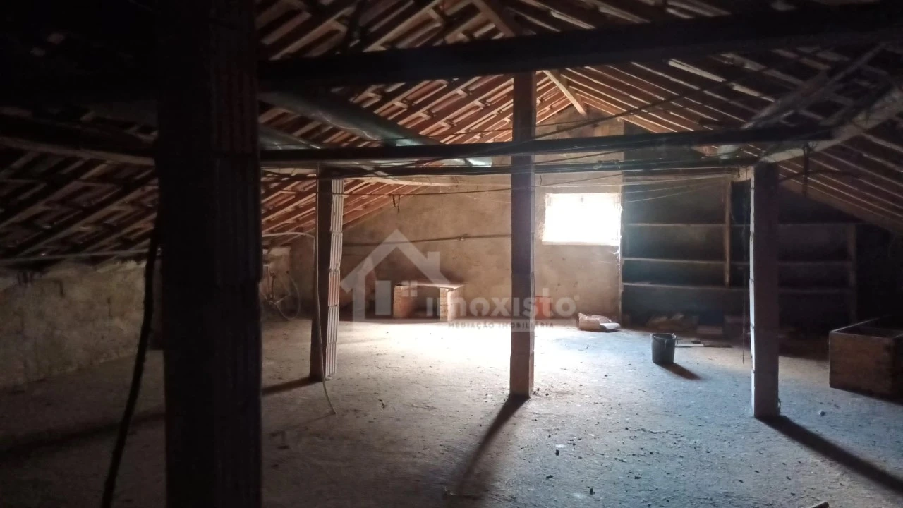 Quinta T4 para Venda em Aguda Foto 50