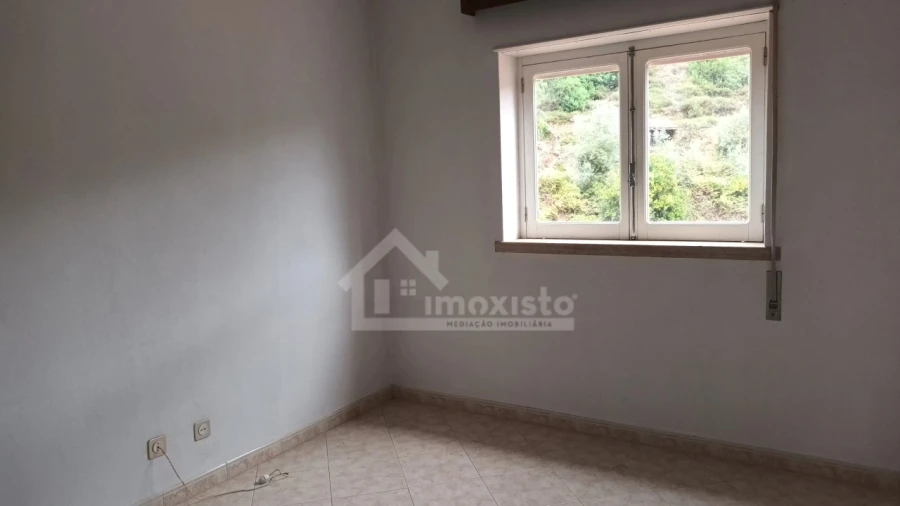 Quinta T4 para Venda em Aguda Foto 10