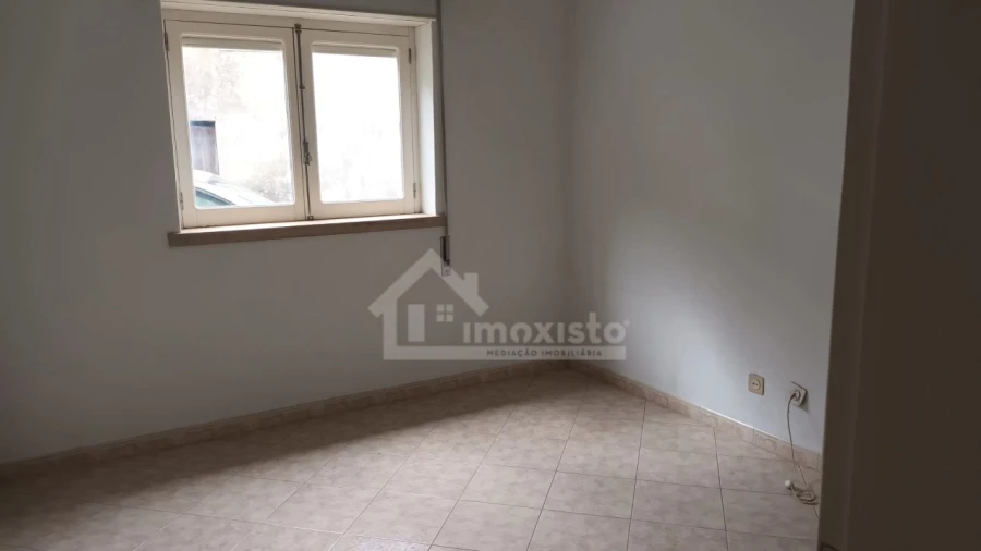 Quinta T4 para Venda em Aguda Foto 16