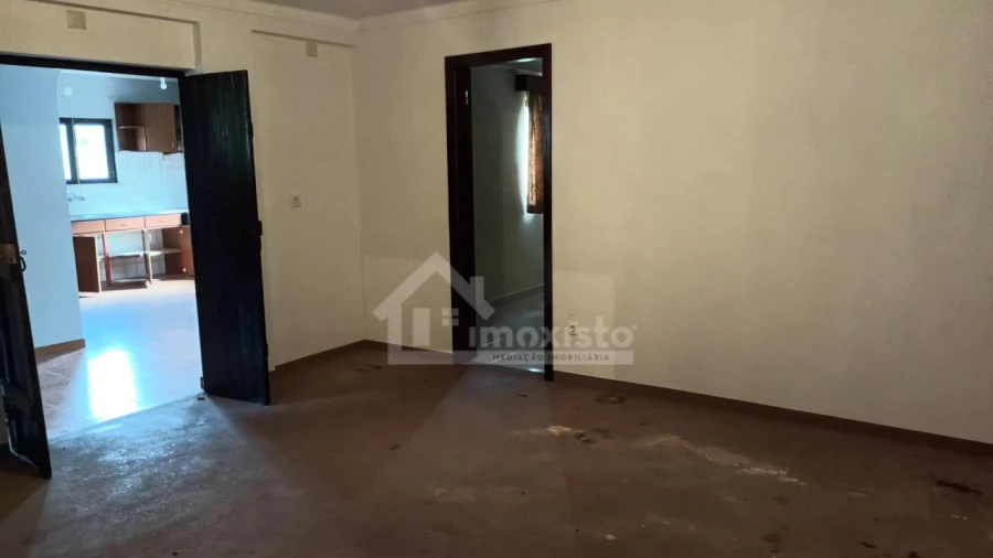 Quinta T4 para Venda em Aguda Foto 31