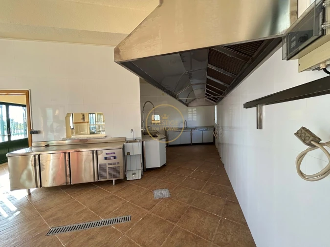 Negócio para Venda em Loule (São Sebastião) Foto 14