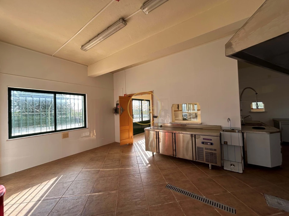 Negócio para Venda em Loule (São Sebastião) Foto 15