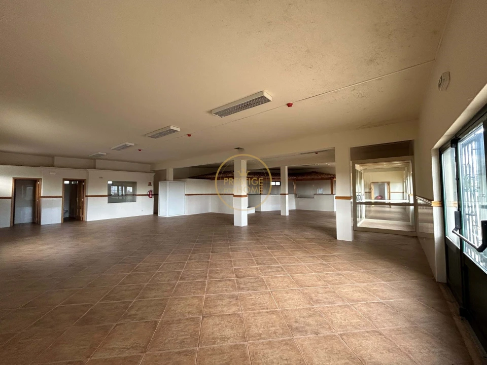 Negócio para Venda em Loule (São Sebastião) Foto 51