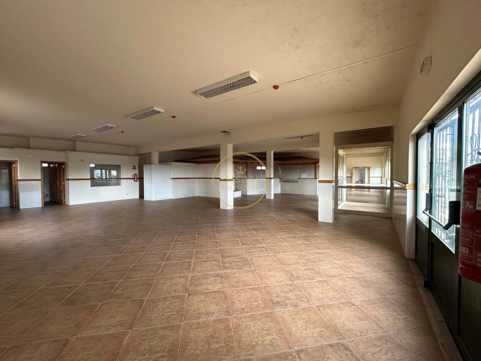 Negócio para Venda em Loule (São Sebastião) Foto 50