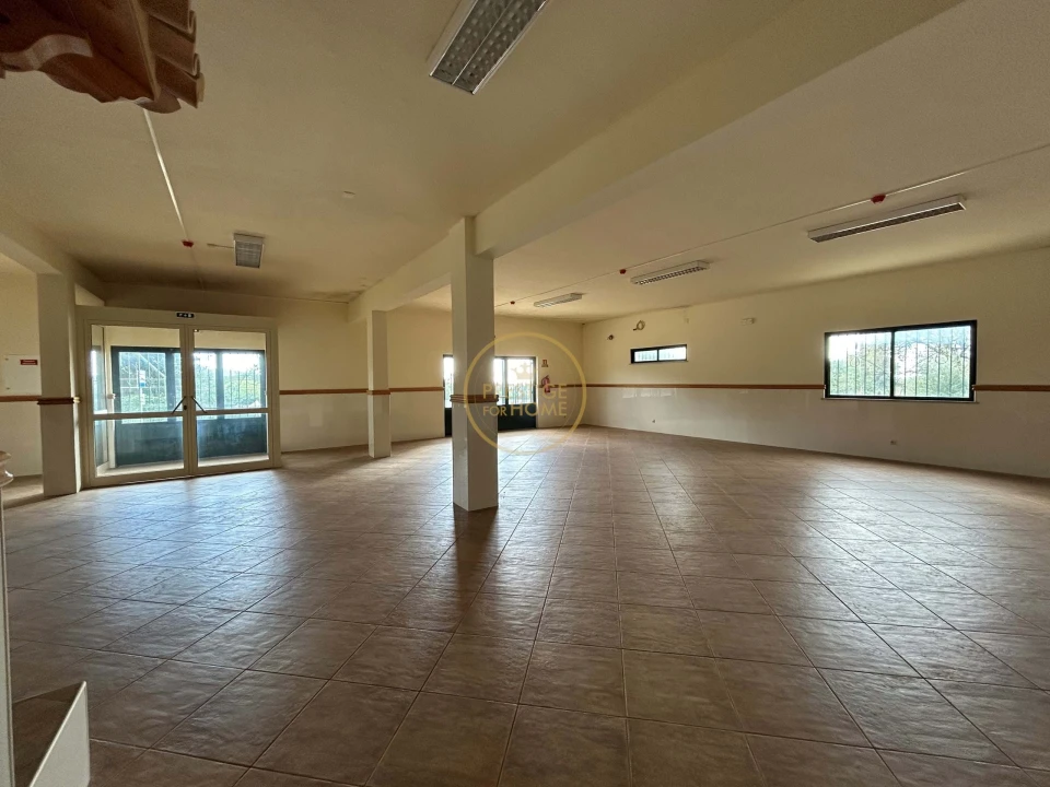 Negócio para Venda em Loule (São Sebastião) Foto 36