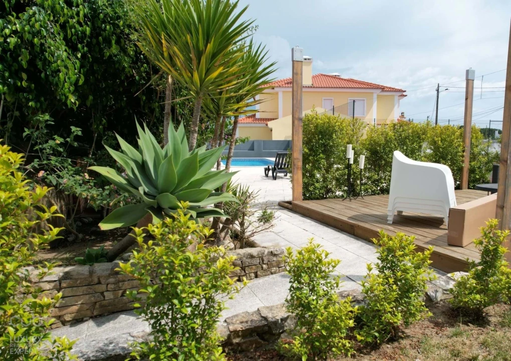 Moradia T2 para Arrendamento em Charneca de Caparica e Sobreda Foto 5