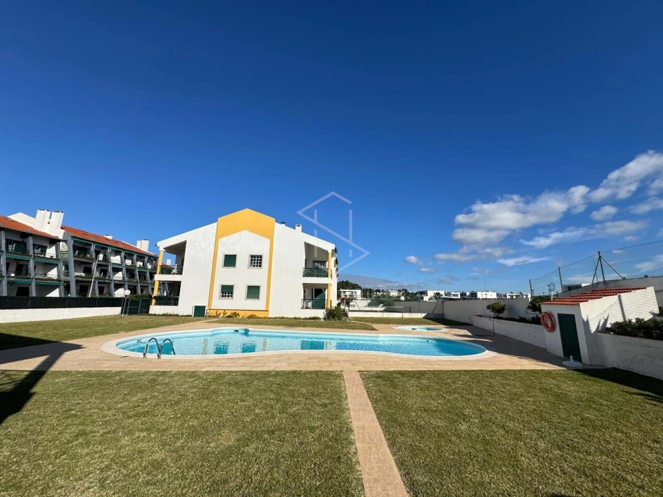 Apartamento T2 para Venda em Pataias e Martingança Foto 16