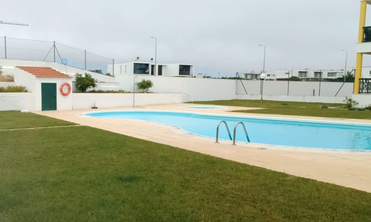 Apartamento T2 para Venda em Pataias e Martingança Foto 6