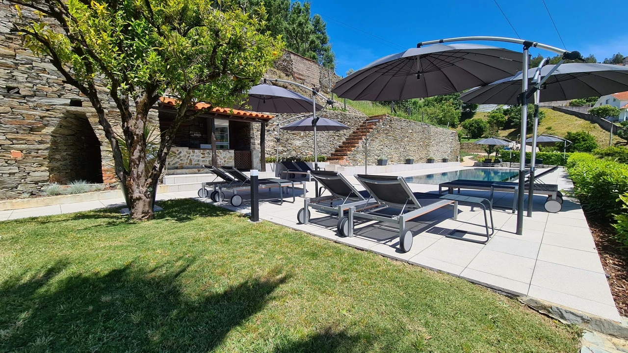 Quinta para Venda em Cerdeira e Moura da Serra Foto 5