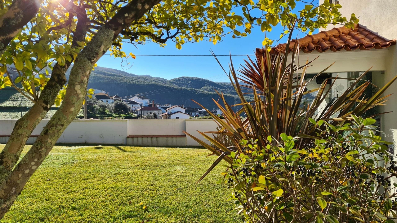 Quinta para Venda em Cerdeira e Moura da Serra Foto 93