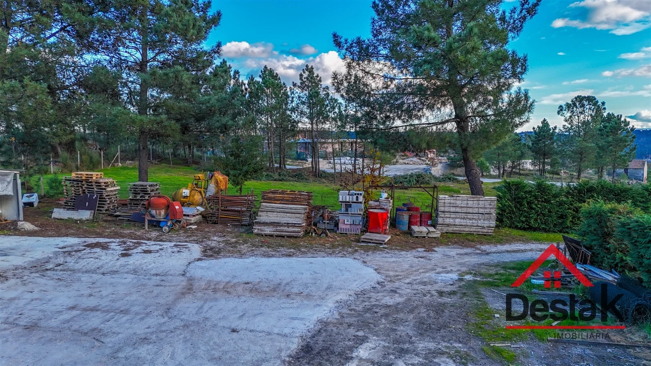 Moradia T4 para Venda em Ferreira de Aves Foto 65