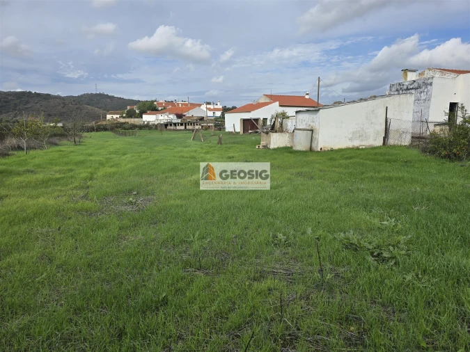 Moradia T3 para Venda em Ameixial Foto 20