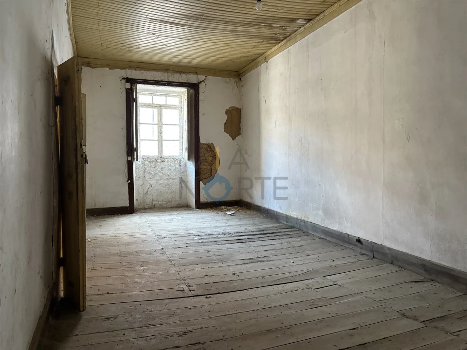 Moradia T6 para Venda em Mogadouro, Valverde, Vale de Porco e Vilar de Rei Foto 4