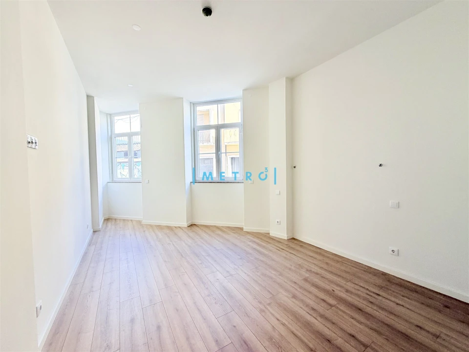 Apartamento T0 para Venda em Paranhos Foto 5