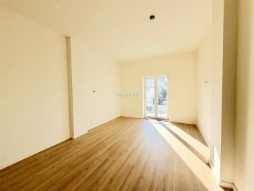 Apartamento T0 para Venda em Paranhos
