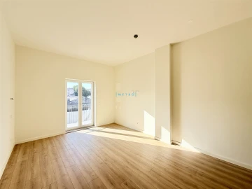 Apartamento T0 para Venda em Paranhos