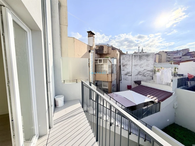 Apartamento T0 para Venda em Paranhos Foto 11