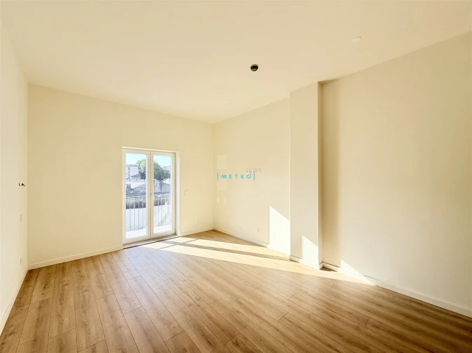 Apartamento T0 para Venda em Paranhos Foto 7