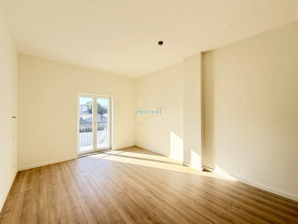 Apartamento T0 para Venda em Paranhos Foto 7