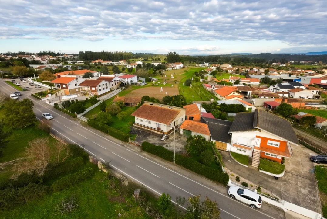 Moradia T4 para Venda em Carapinheira Foto 4