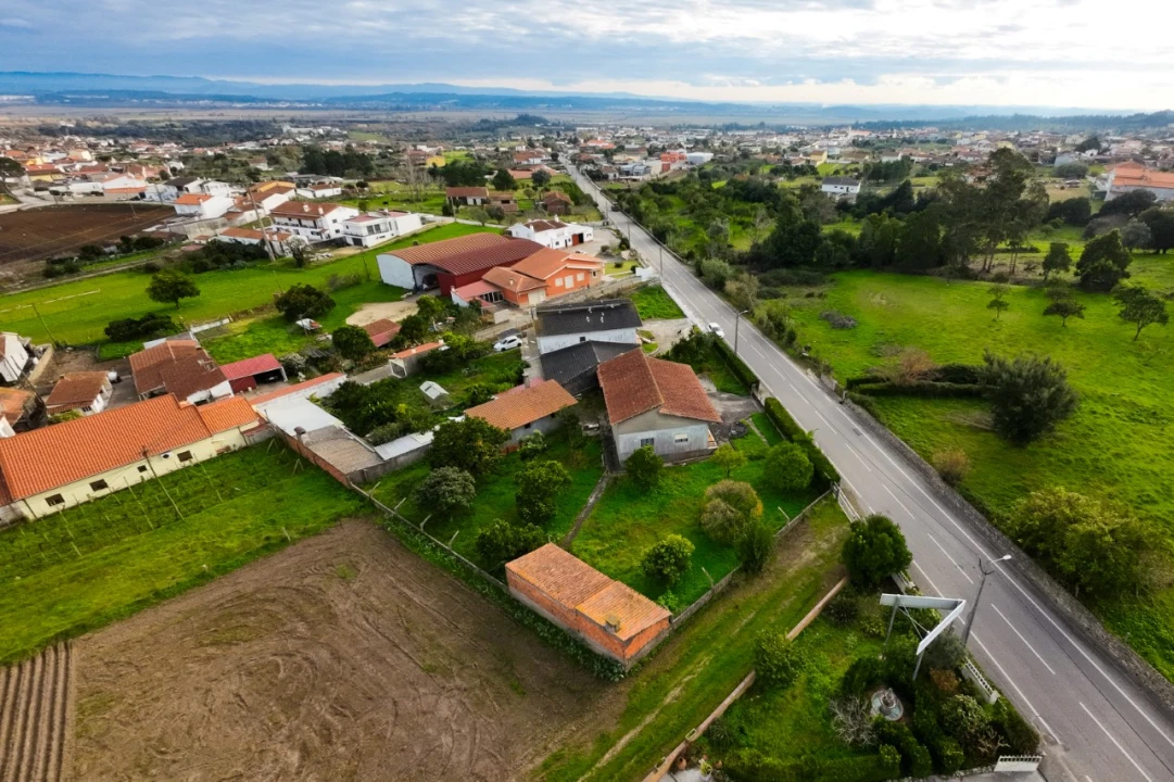 Moradia T4 para Venda em Carapinheira Foto 6