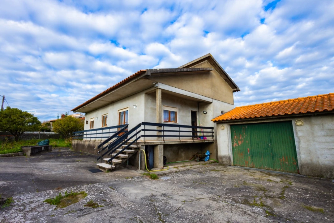 Moradia T4 para Venda em Carapinheira Foto 9